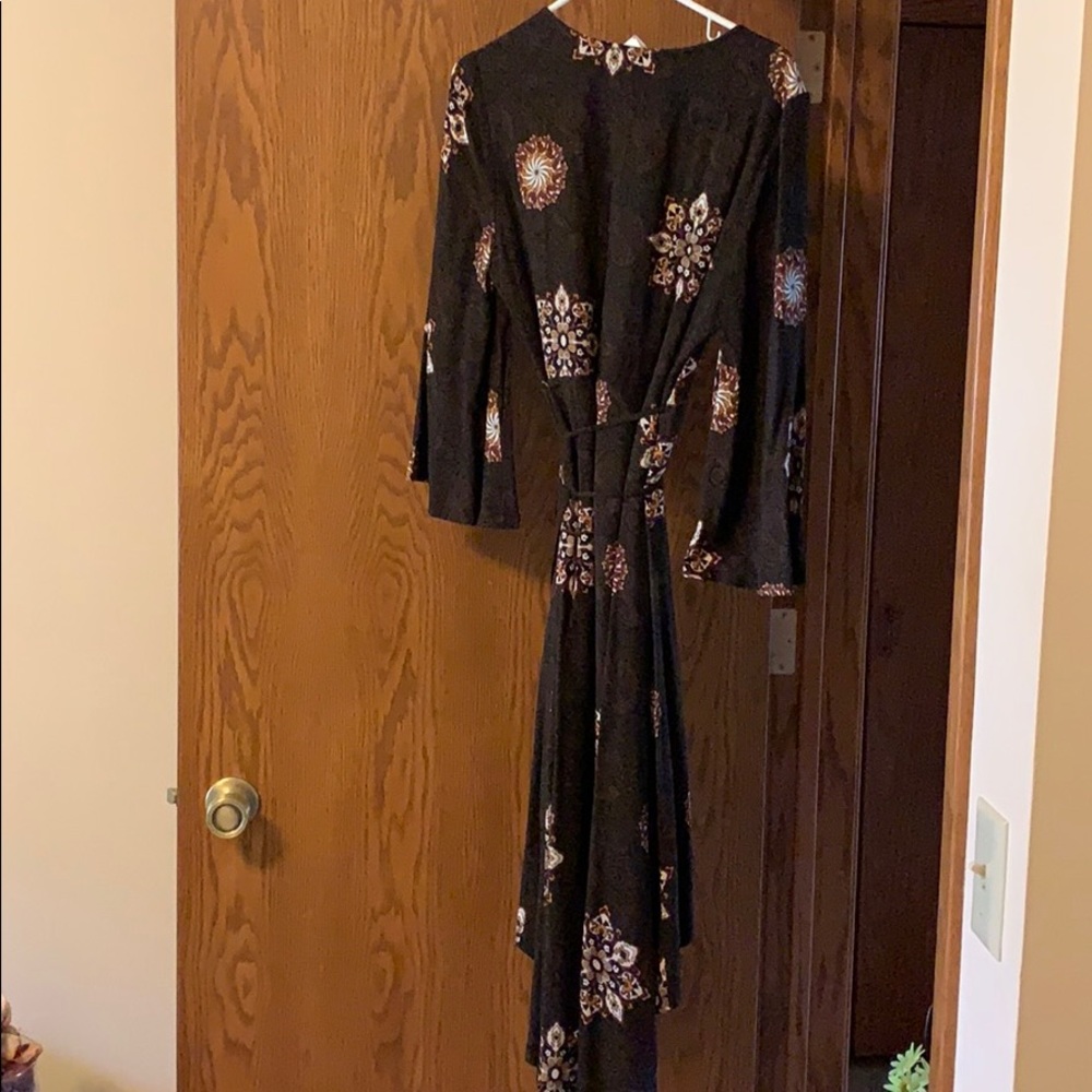 Pattern dress - Picture 2 of 2